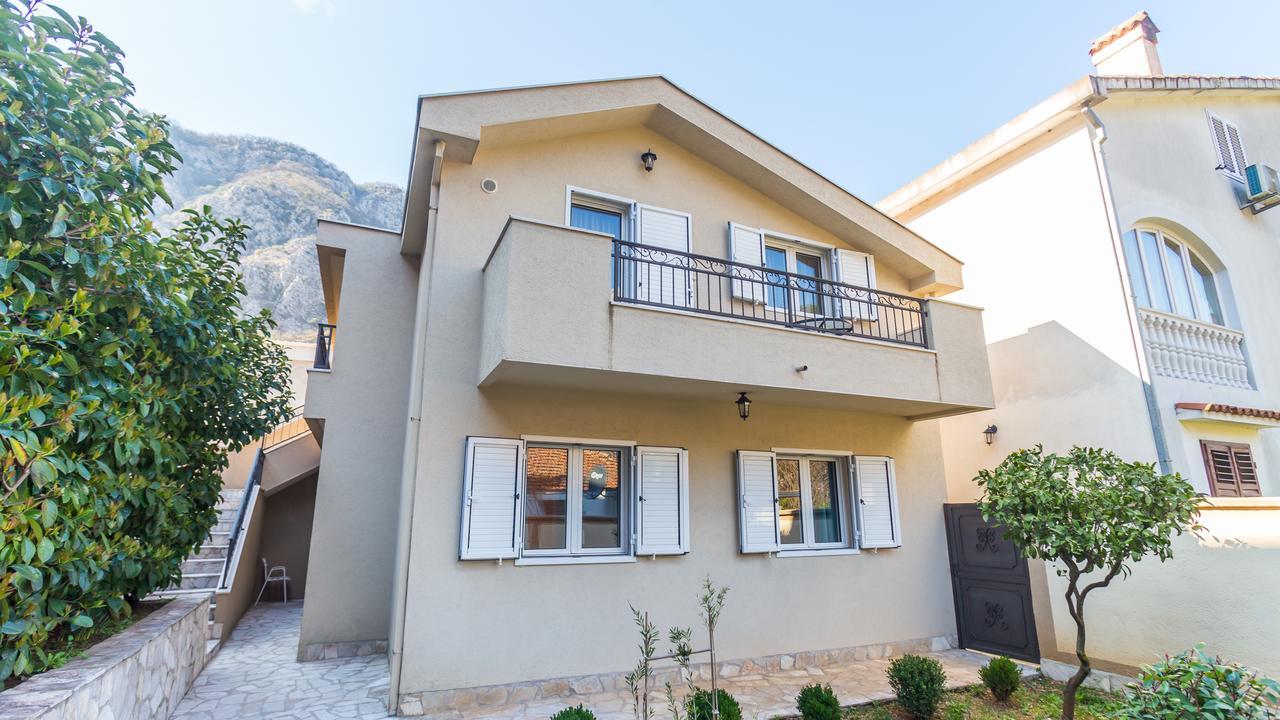 Veron Apartments Kotor Buitenkant foto